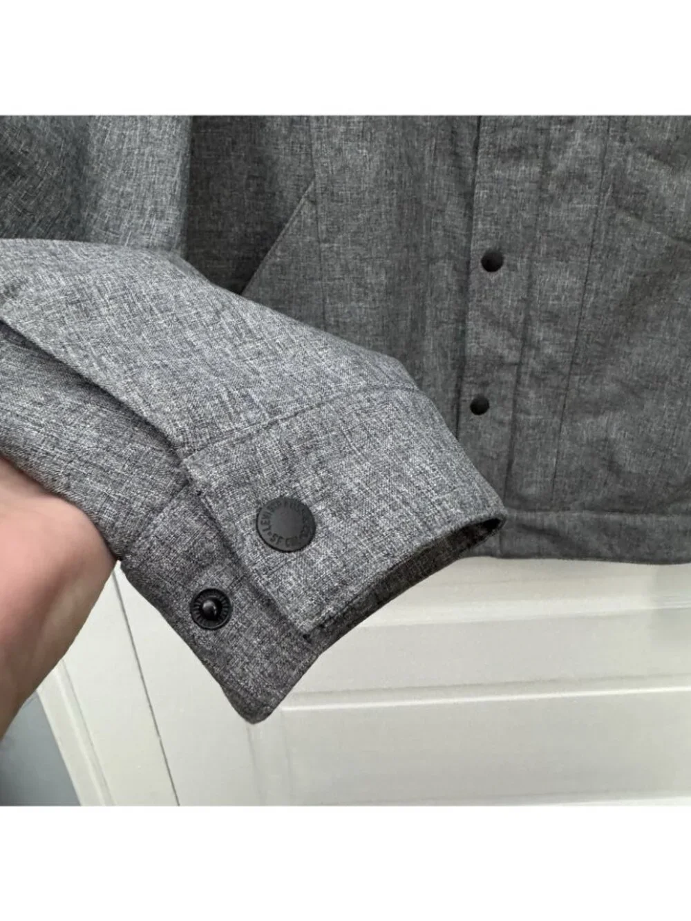 Levi’s Gray Hooded Trucker Jacket L Snap Front Fleece Lined Hidden Hood FLAW